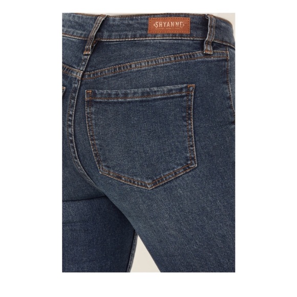 Shyanne Dark Wash Flare Jeans - Picture 4 of 12